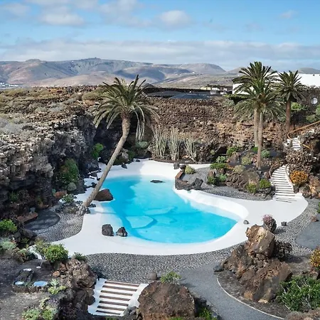 Tabaiba Lanzarote Villa Playa Blanca