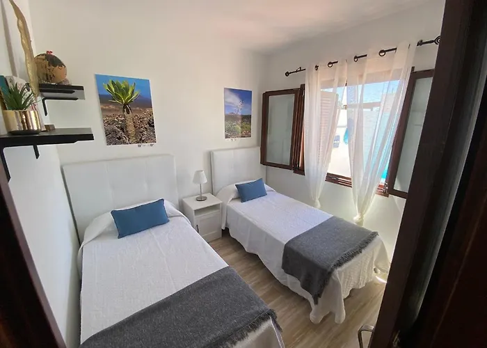 Tabaiba Lanzarote * Playa Blanca (Lanzarote)